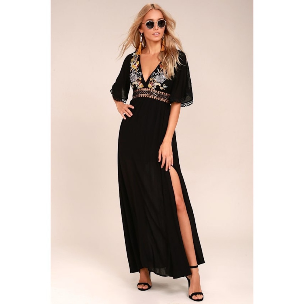 Lulu’s Puerto Vallarta Black Embroidered Maxi Dress